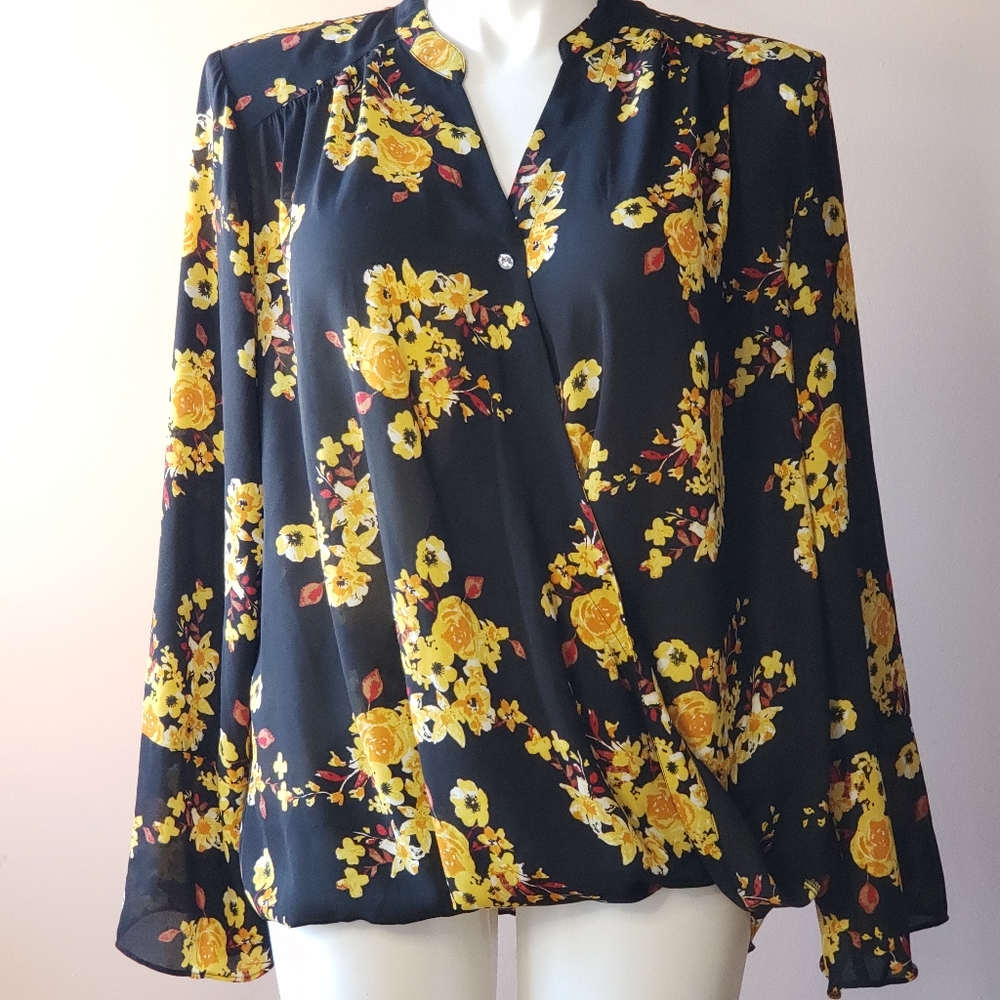 {INC International Concepts} Womens Blouse 🌼